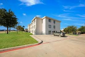 Image result for Rodeway Inn Decatur TX
