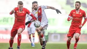 The club is based at stadion lks, at al. Fortuna 1 Liga Lks Lodz Zremisowal Z Widzewem Lodz 2 2 Padly Piekne Gole Polsat Sport