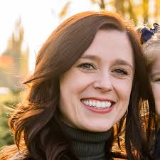 Alyssa Hemming's Instagram, Twitter & Facebook