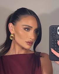 Your new obsession 🌹 @ohpolly ad