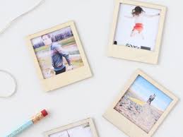 So this pink yellow bhutanese fabric seems to be a good choice for a diy bow tie project. 21 Easy Last Minute Valentine S Day Gifts For Him