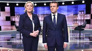 Marine le pen, commenting on macron's ability to fulfill promises in the fight against terrorism, called him a wimp. i want to draw the attention of the french people to the important topic of islamic terrorism. Debat Le Pen Macron Les Reactions Les Plus Droles Des Telespectateurs Femme Actuelle Le Mag