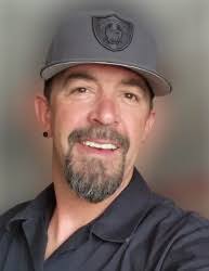 Chris Shetler's Instagram, Twitter & Facebook