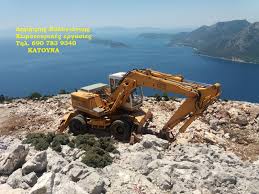 Ερμήνευσε χαρακτηριστικά τραγούδια σπουδαίων στιχουργών και συνθετών. Katoyna Nea Eidhseis Katoyna Dhmhtrhs Kalogiannhs Xwmatoyrgikes Ergasies