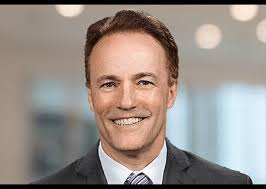 Andrew Busch Speaekr|expert political economist focused