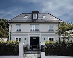Headquartered in parsippany, nj, ohaus corporation manufactures an extensive line of weighing scales, lab equipment and lab instruments that meet the weighing, sample processing and measurement needs of multiple industries. Klassische Luxusvilla In Grunwalder Bestlage Provisionsfrei Fur Den Kaufer Style Architectural Maisons Exterieures Maison D Architecture