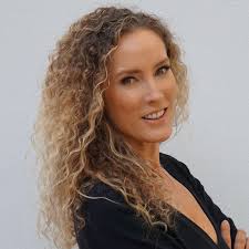 Rosalie Berg Email & Phone Number