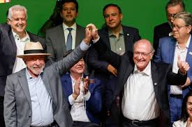 Pela primeira vez em 10 eleições, só um candidato a presidente terá alianças com outros partidos