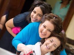 الفنانة شيماء سيف وهي ولدت عام 1988وحاصلة على كلية التجارة ودخلت مجال التمثيل عام 2013، وشاركت في عدد كبير من الأعمال الفنية ولها عدد من الأفلام مثل: Ø¯Ù„Ø§Ù„ Ø¹Ø¨Ø¯ Ø§Ù„Ø¹Ø²ÙŠØ² ØªÙƒØ´Ù Ø¹ÙŠÙˆØ¨ Ø³Ù…ÙŠØ± ØºØ§Ù†Ù… Ø¨Ù€ On E ÙƒØªÙŠÙŠÙŠØ± Ø¹ÙŠÙ†