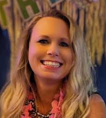 Can someone please remove background and pink lei from a headshot photo for  work ID?