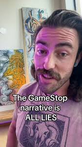 Chris Novello's Instagram, Twitter & Facebook