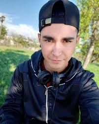 Ele Mora (@elemora.oficial) • Instagram photos and videos