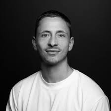 I'm happy to share that I'm starting a new position as Senior Consultant @  Simon-Kucher!