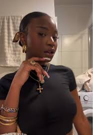 #shakabulizzy #sheisciara