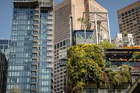 Fast forward to today and it seems like every spare bit of roof or vacant patch of madame brussels madame brussels is probably the second most iconic rooftop bar in melbourne (after rooftop bar). Great Rooftop Bar In Melbourne S Cbd Reviews Photos Loop Roof Tripadvisor