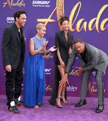 Jada Pinkett Smith Admits She Once Found Willow S Tears To Be So Offensive Black Celebrity Couples Celebrity Couples Willow Smith