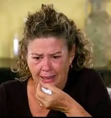 Que parejita la de Iris ..Dios los bendiga...