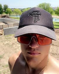 Daniel Stovall (@dr.stov) • Instagram photos and videos