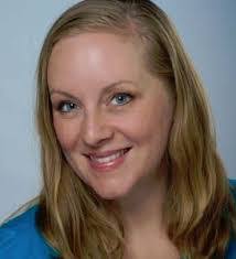 Erin Hoekstra's Instagram, Twitter & Facebook