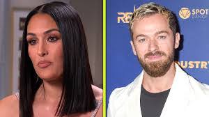 Candi Lindsay's Instagram, Twitter & Facebook