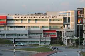 Universiti kebangsaan malaysia tidak bertanggungjawab atas sebarang kerosakan atau kesalahan maklumat yang mungkin terjadi dari fakulti kejuruteraan & alam bina, universiti kebangsaan malaysia, 43600 ukm bangi, selangor darul ehsan malaysia. Medium Shot Photography