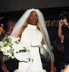 Carmen Electra Wedding Dress Dennis Rodman Short Bride Wedding Dresses