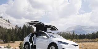 A fix like this is late, but certainly important for anyone who paid. Model X Owner Trapped By Falcon Wing Doors In Crash But Is Tesla To Blame