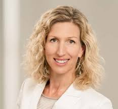 MEDIEN & KOMMUNIKATION