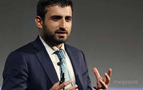 Türkiye'nin ilk milli s/i̇ha sistemi bayraktar tb2'nin mimarı olan selçuk bayraktar, baykar teknik müdürlüğü (cto). Selcuk Bayraktar Kimdir Selcuk Bayraktar Aslen Nereli Ne Is Yapiyor Kac Yasinda Megazete