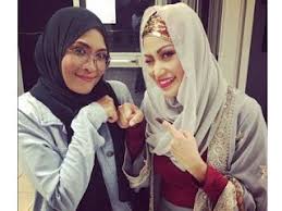 Tampil Bertudung Ezlynn Mohon Doa Terus Istiqamah Penyanyi Ezlynn Mengambil Kesempatan Melibatkan Diri Dengan Tadar Countries Around The World Hijab Fashion