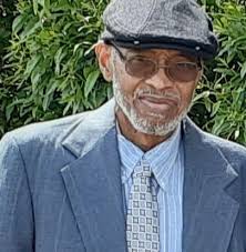 Hello group! I'm new here and am 28 days alcohol free!! I made it through  Thanksgiving at family's house. Wasn't as bad as I thought. But tonight is  a different story. There's