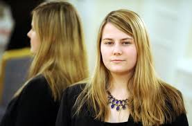 Apr 23, 2020 · am 8.10.2016 schloss ohlen in köln mit ihrem partner jens ohlen den bund fürs leben. Natascha Kampusch Zehn Jahre Nach Ihrer Flucht Stuttgarter Nachrichten