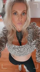 Lorene Hartman's Instagram, Twitter & Facebook