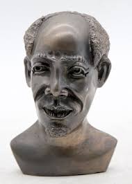 Phil Bear's Instagram, Twitter & Facebook