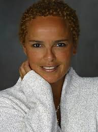 Black Actors Over 60 Carter Magazine Shari Belafonte Ageless Beauty Black Actresses