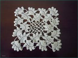 Al centro e lavorato a uncinetto mentre ai lati e sia inizio che la fine si lavora a filet con un disegno di meravigliose rose. Trittico Tris Uncinetto Camera Da Letto Schemi Lunghezza Tris Di Centri In Cotone Lavorati All Uncinetto Misura Centro Grande 95x48 Centrini Piccoli 2 Misura 41x24