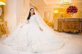 A Spiritual Jewish Wedding At The Hebrew Club Of Panama City Panama Smashing The Glass Jewish Wedding Blog Jewish Wedding Wedding Wedding Dresses