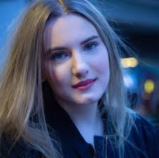 Bethany Smith's Instagram, Twitter & Facebook