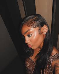 Every time I curve a guy, my skin gets more clear, my muscles get more  defined and my abs pops. Weird.