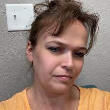 Are there thrift stores in Bismarck/Mandan area that accept donations?