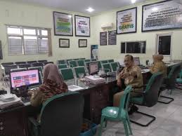 Berijazah smk jurusan seni musik atau sekolah menengah musik dengan menguasai (bukan. Luncurkan Pandu Online Cara Dispendukcapil Sragen Untuk Kurangi Antrean Dan Kerumunan Suara Merdeka Solo