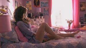 In 2000 (at age 12), she made her television breakthrough as cynthia sanders, malcolm's brief crush and eventually just friend on the fox comedy malcolm in the middle. at 14, she made her film debut as the star of the indie. Tania Raymonde Celebrity Movie Archive