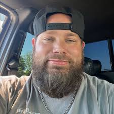 Justin Gardner (@yellow_sn95) • Instagram photos and videos