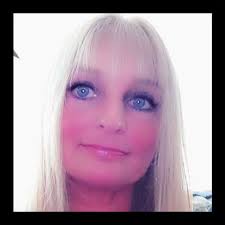 TRICK OR TREAT! 👻 Happy Halloween Fetch Fam! Can you find how many  Pointlings are hidden in this sweet and sour picture?! 🍬 Comment your  guess & referral code below and you