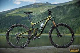 Epingle Par Paul Williams Sur Enduro Bikes Velo Vert Reign Porte Bidon