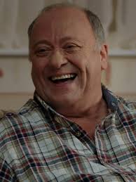 Watch Two Doors Down Season 1 Online, Stream Episode 3: Two Doors Down