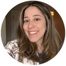 Sandra Bucci's Instagram, Twitter & Facebook