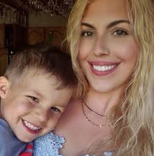 My cover of Chasing Cars by Snow Patrol :) Love this song!!! Hope you all  have a great weekend! x http://www.youtube.com/watch?v=qQ6HdDAHelo