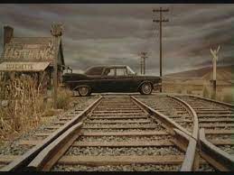 Lemony Snicket S A Series Of Unfortunate Events The Scene On The Train Tracks Desventuras Em Serie