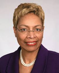 Brenda Loftin's Instagram, Twitter & Facebook